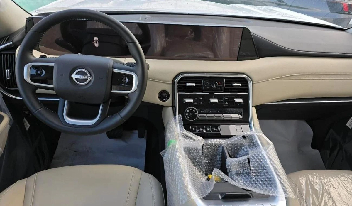 Nissan Patrol SE Titanium 3.8L 2025-2-2