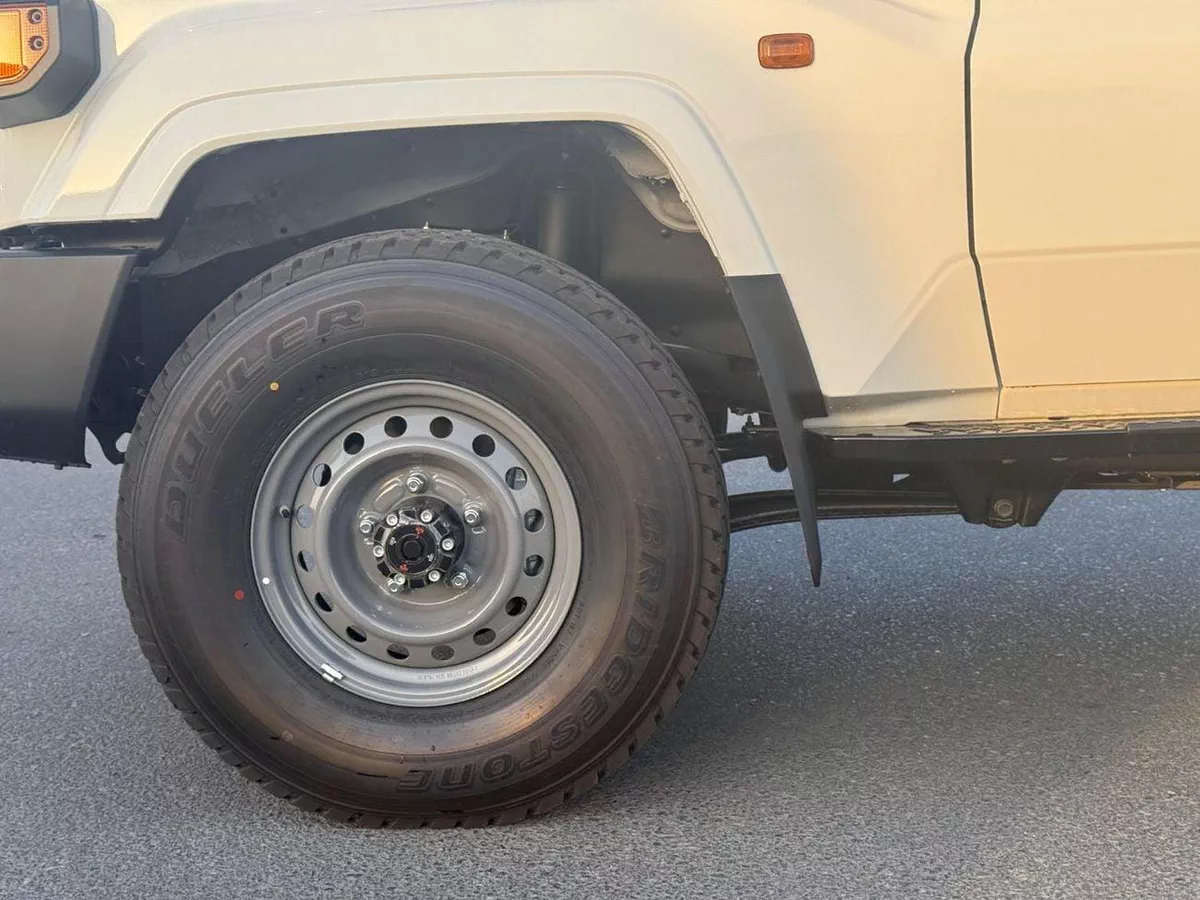 Toyota Land Cruiser 70 LC 78 2.8L DSL AT - LC78 2.8L DSL M/T - EXPORT ONLY-15-0
