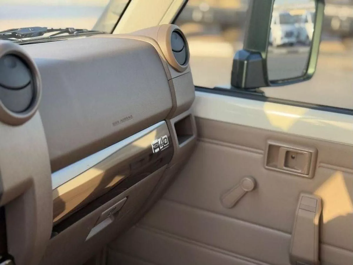 Toyota Land Cruiser 70 LC 78 2.8L DSL AT - LC78 2.8L DSL M/T - EXPORT ONLY-3-0