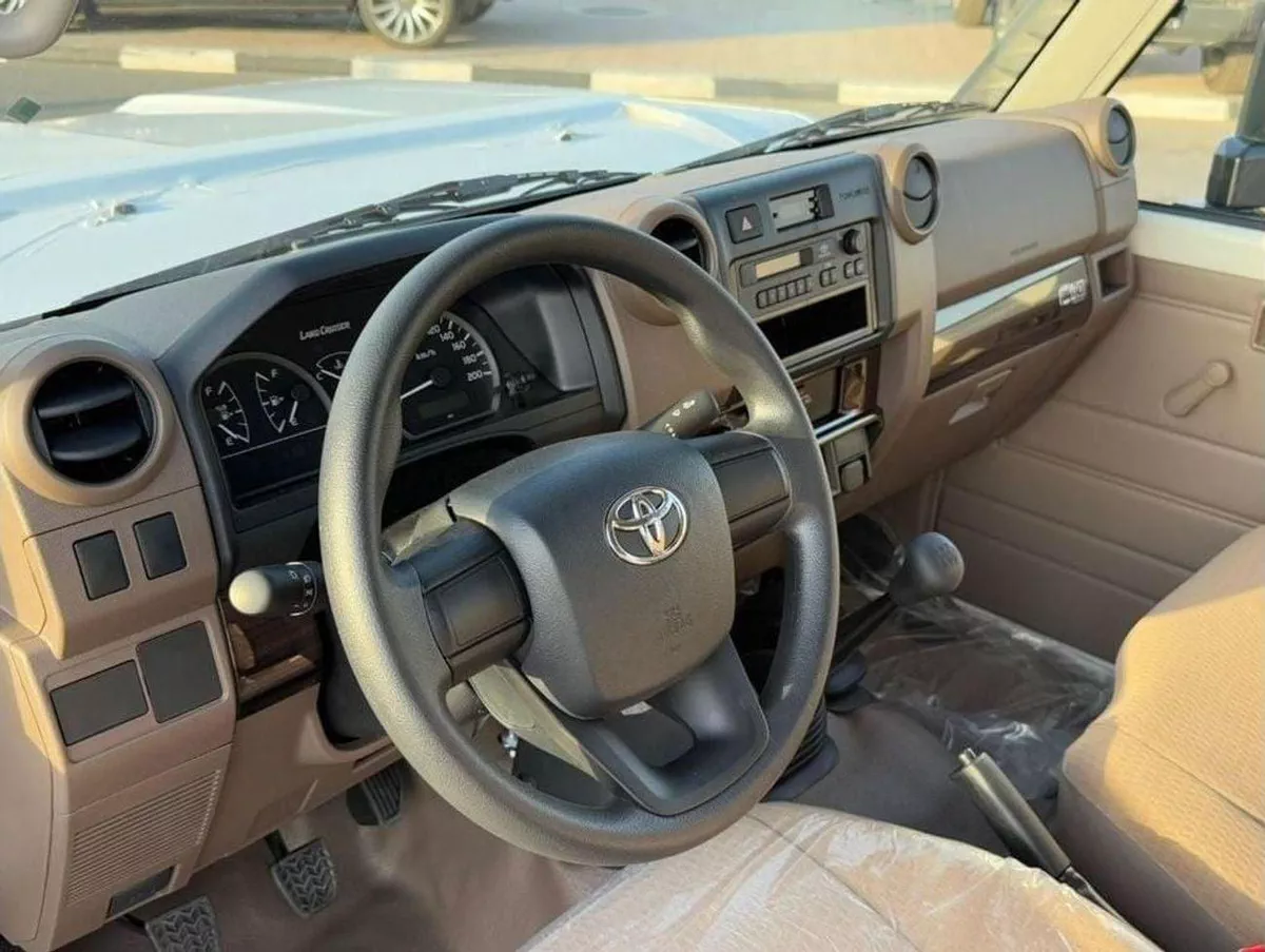 Toyota Land Cruiser 70 LC 78 2.8L DSL AT - LC78 2.8L DSL M/T - EXPORT ONLY-5-0