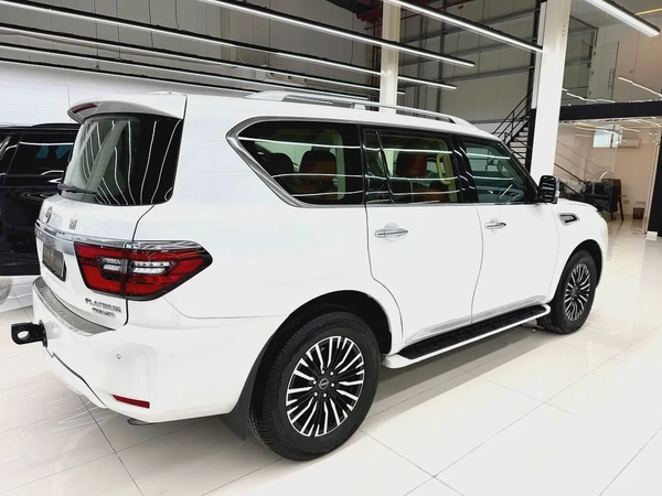 Nissan Patrol LE Platinum 2022 GCC Specs