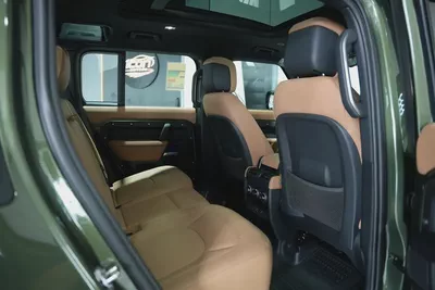 Brand New 2026 Land Rover Defender 110 X-Dynamic SE P400 | GCC Specs-7