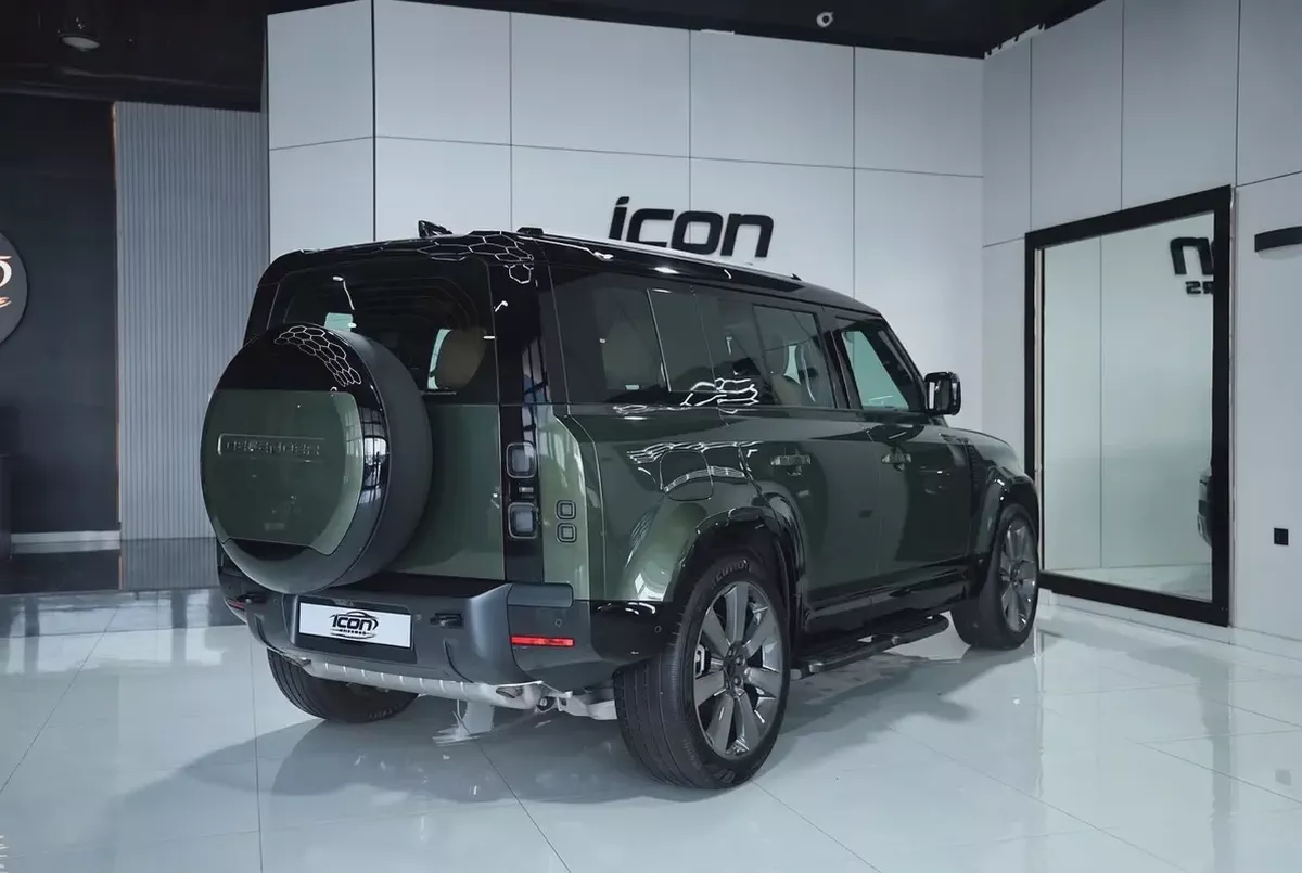 Brand New 2026 Land Rover Defender 110 X-Dynamic SE P400 | GCC Specs-15-15