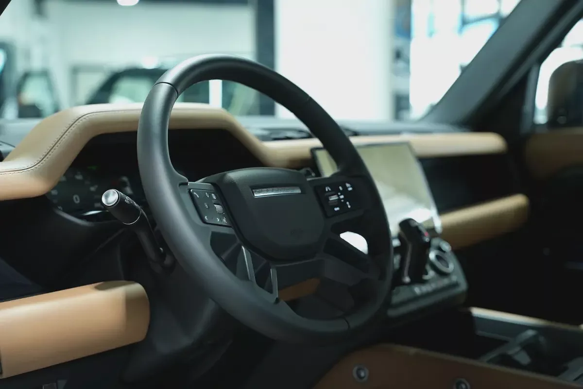 Brand New 2026 Land Rover Defender 110 X-Dynamic SE P400 | GCC Specs-3-3