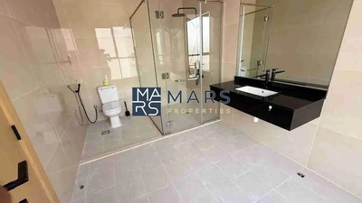 Spacious 5-Bedroom Villa for Rent in Hosni – Only AED 185K!-24