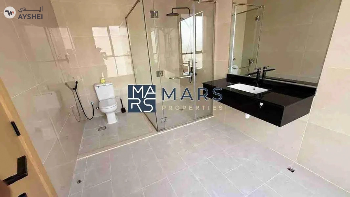 Spacious 5-Bedroom Villa for Rent in Hosni – Only AED 185K!-24-24