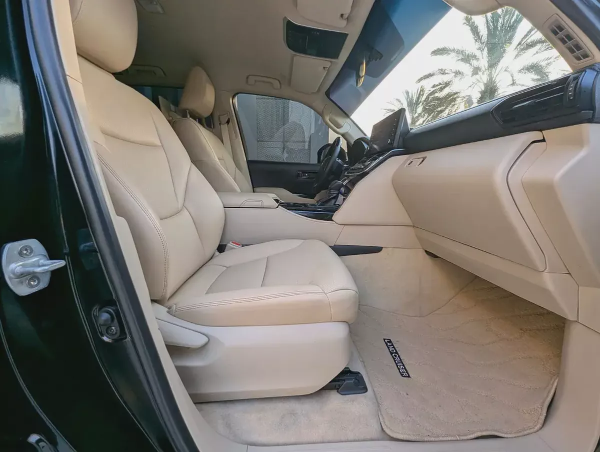 2023 Toyota Land Cruiser GXR | GCC Specs | V6 4.0L | Luxury Off-Road Excellence-12-12