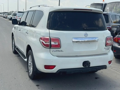 Nissan patrol 2013 fullopshin white color GCC calen car-7