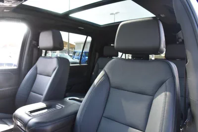 CHEVROLET SUBURBAN LT 6 SEATS 2022 | WHITE-9