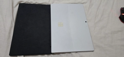 Microsoft Surface 7 + pro 2-in-1 Laptop with keyboard and pen-3