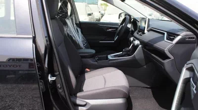 Toyota RAV4 LE RAV4 2.0L 2025-18
