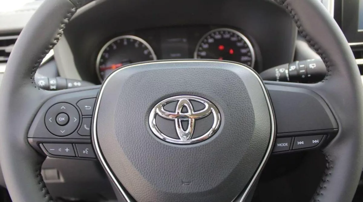 Toyota RAV4 LE RAV4 2.0L 2025-10-0