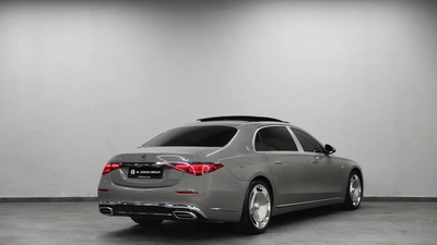 Mercedes Maybach S680 | 3 Years Warranty-1