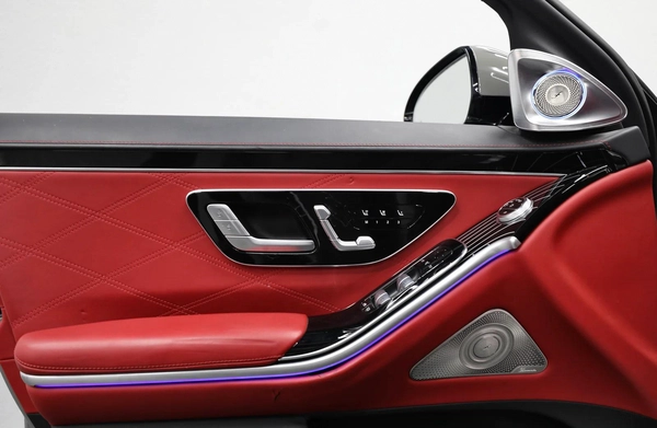 Mercedes Maybach S680 | 3 Years Warranty