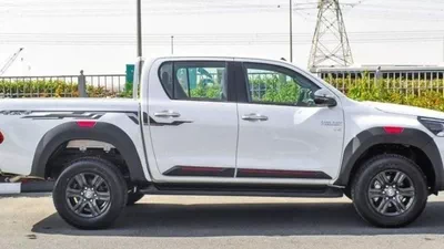 Toyota Hilux SGLX HILUX SR5 4.0L V6 PETROL 2025 0KM-2