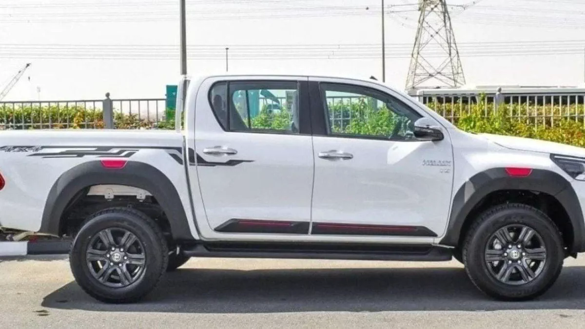 Toyota Hilux SGLX HILUX SR5 4.0L V6 PETROL 2025 0KM-2-0