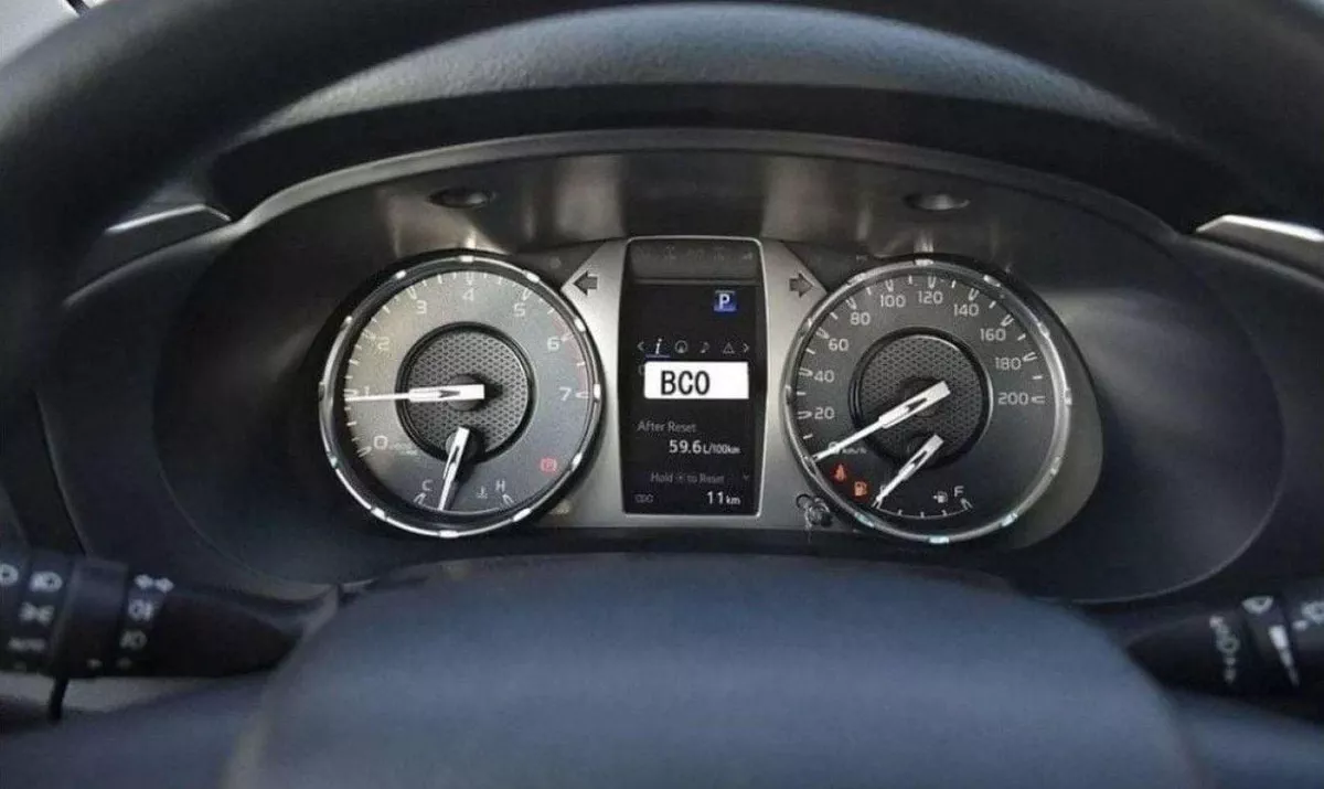 Toyota Hilux SGLX HILUX SR5 4.0L V6 PETROL 2025 0KM-5-0