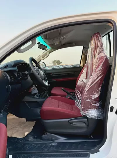 2026 Toyota Hilux Single Cab Base | GCC Specs | Excellent Condition-15