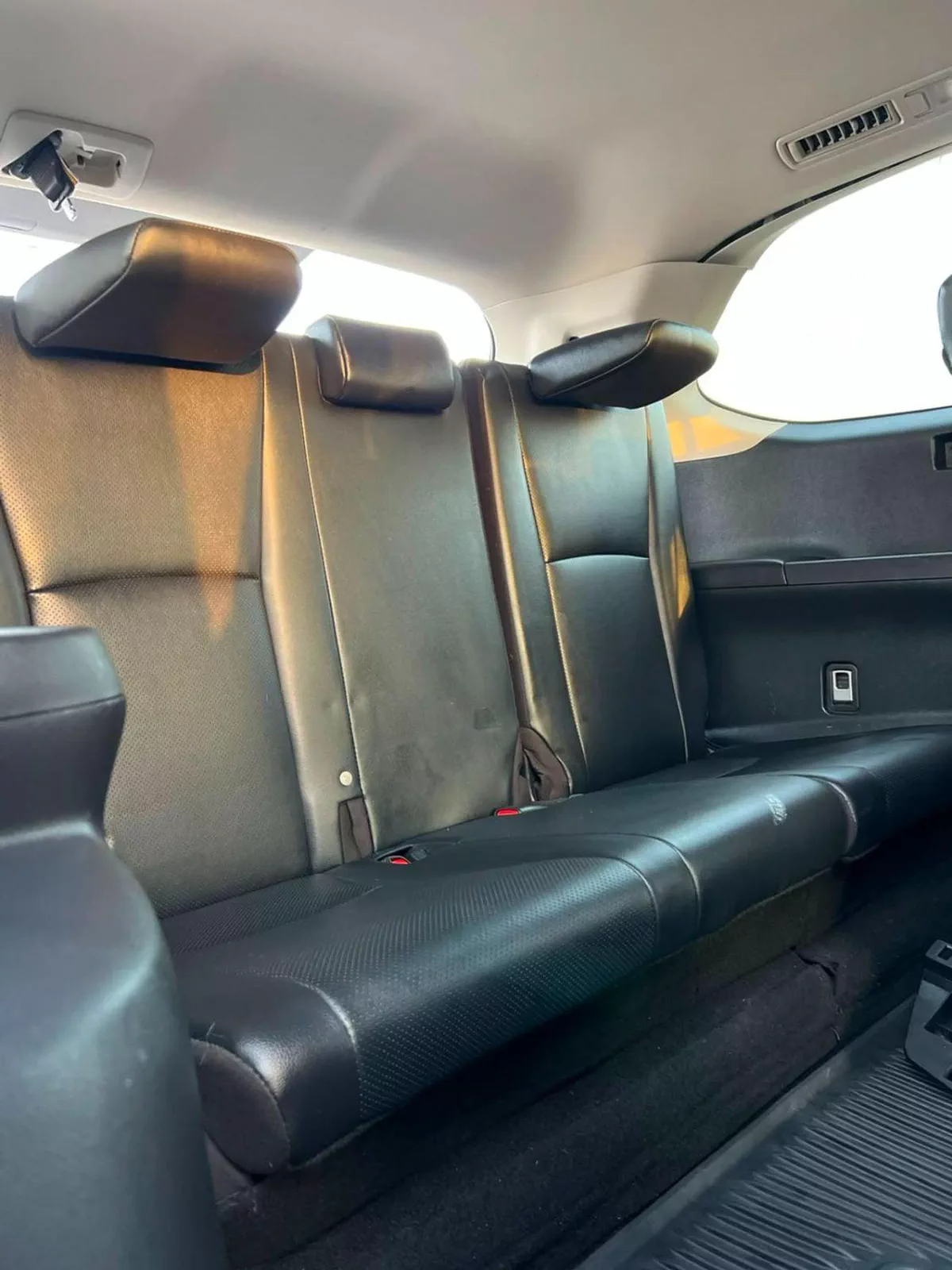 Toyota Grand Highlander  2024 Toyota Grand Highlander 2.4L V4 Turbo - AWD 4x4 Full Option With Dual Radar - Trunk Auto - Low-11-0