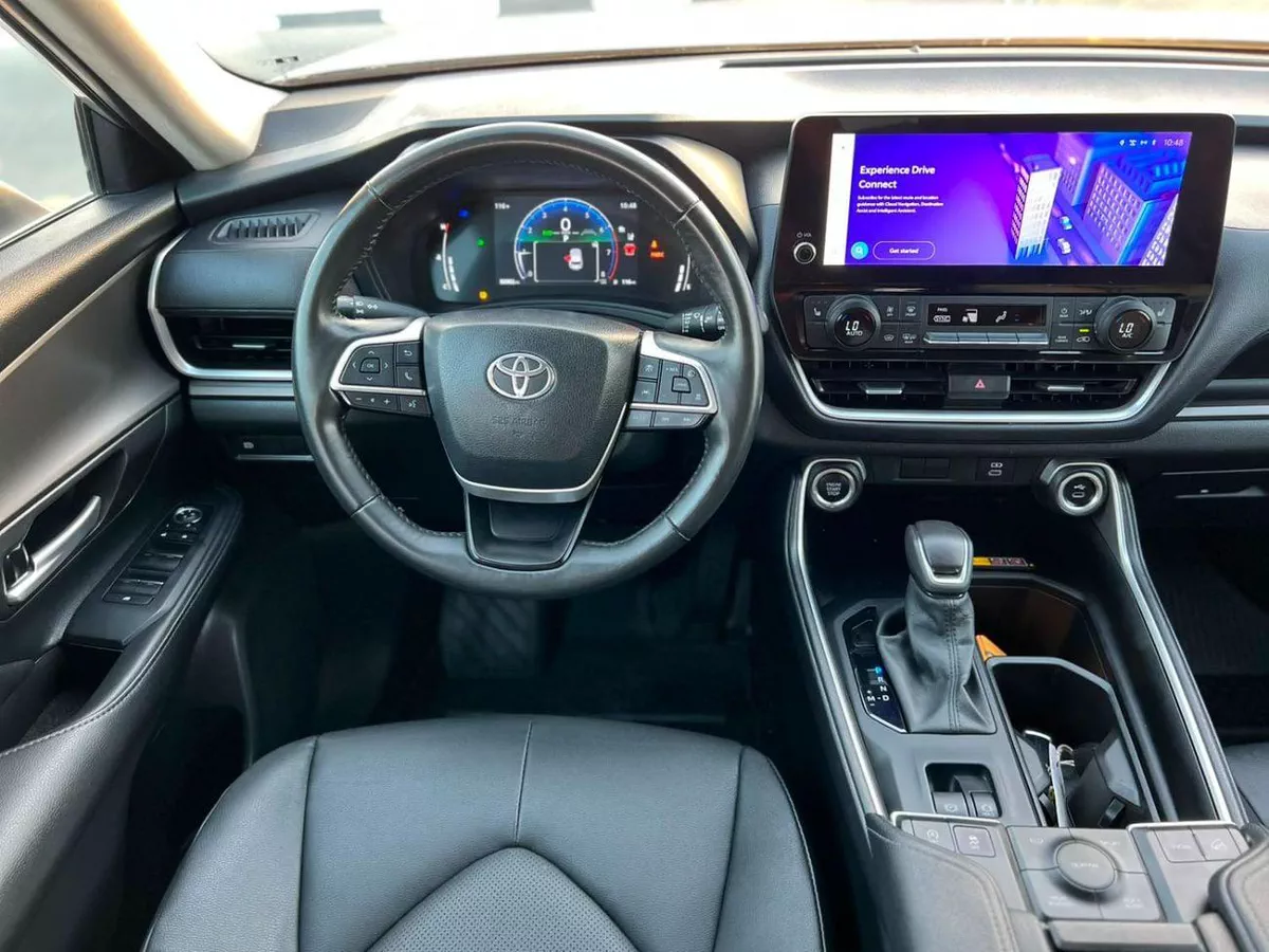 Toyota Grand Highlander  2024 Toyota Grand Highlander 2.4L V4 Turbo - AWD 4x4 Full Option With Dual Radar - Trunk Auto - Low-14-0