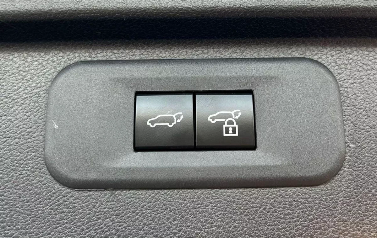 Toyota Grand Highlander  2024 Toyota Grand Highlander 2.4L V4 Turbo - AWD 4x4 Full Option With Dual Radar - Trunk Auto - Low-18-0