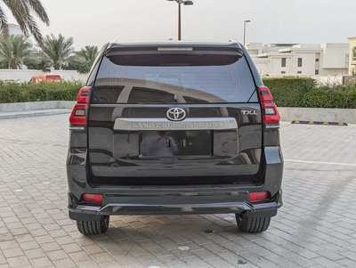 TOYOTA PRADO 2020 GCC V4 2.7L ACCIDENT FREE IN EXCELLENT CONDITION-16