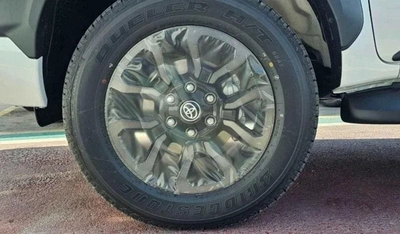 Toyota Hilux Toyota Hilux DC Adventure 4.0L Petrol 2026-18