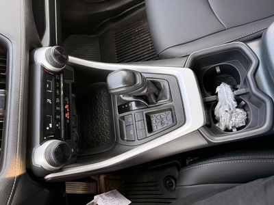 Toyota RAV4 LE RAV4 2023 2.5L-9