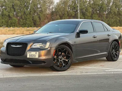 كرايسلر 300 مواصفات أمريكية بحالة جيدة-0