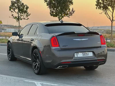 كرايسلر 300 مواصفات أمريكية بحالة جيدة-5
