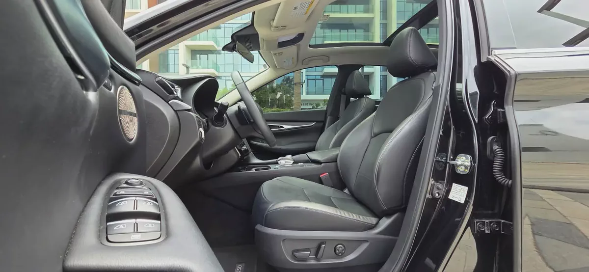 2023 Infinity QX50  AWD-Full option-Excellent Condition-Under warranty and Service Contract-9-9