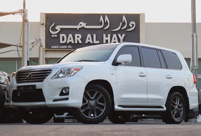 Lexus LX 570 Base 2011 | GCC Specs | Excellent Condition-0