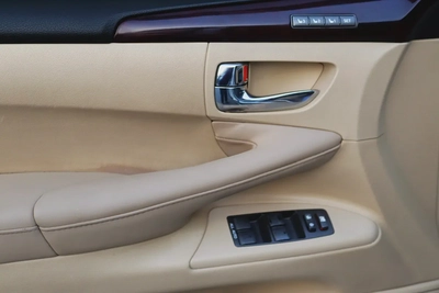 Lexus LX 570 Base 2011 | GCC Specs | Excellent Condition-11