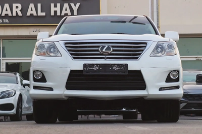 Lexus LX 570 Base 2011 | GCC Specs | Excellent Condition-2