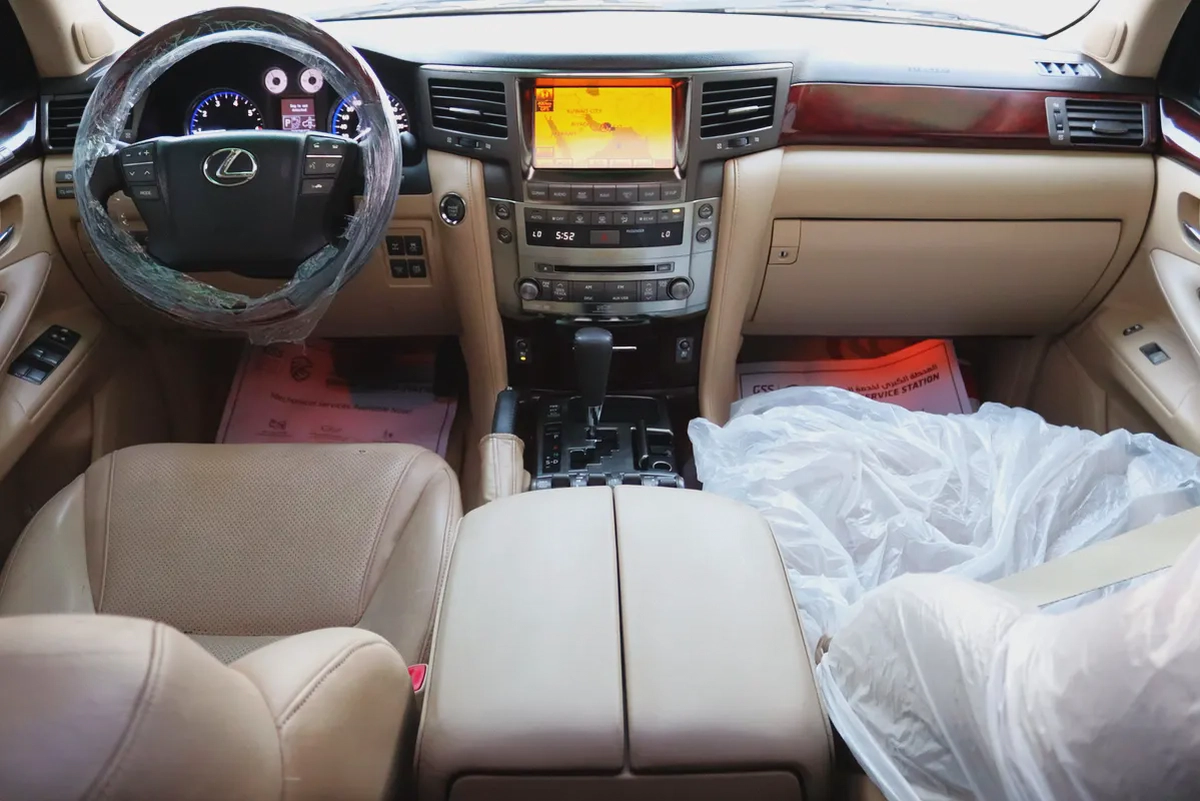 Lexus LX 570 Base 2011 | GCC Specs | Excellent Condition-14-14