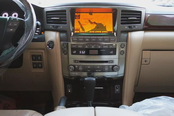 Lexus LX 570 Base 2011 | GCC Specs | Excellent Condition