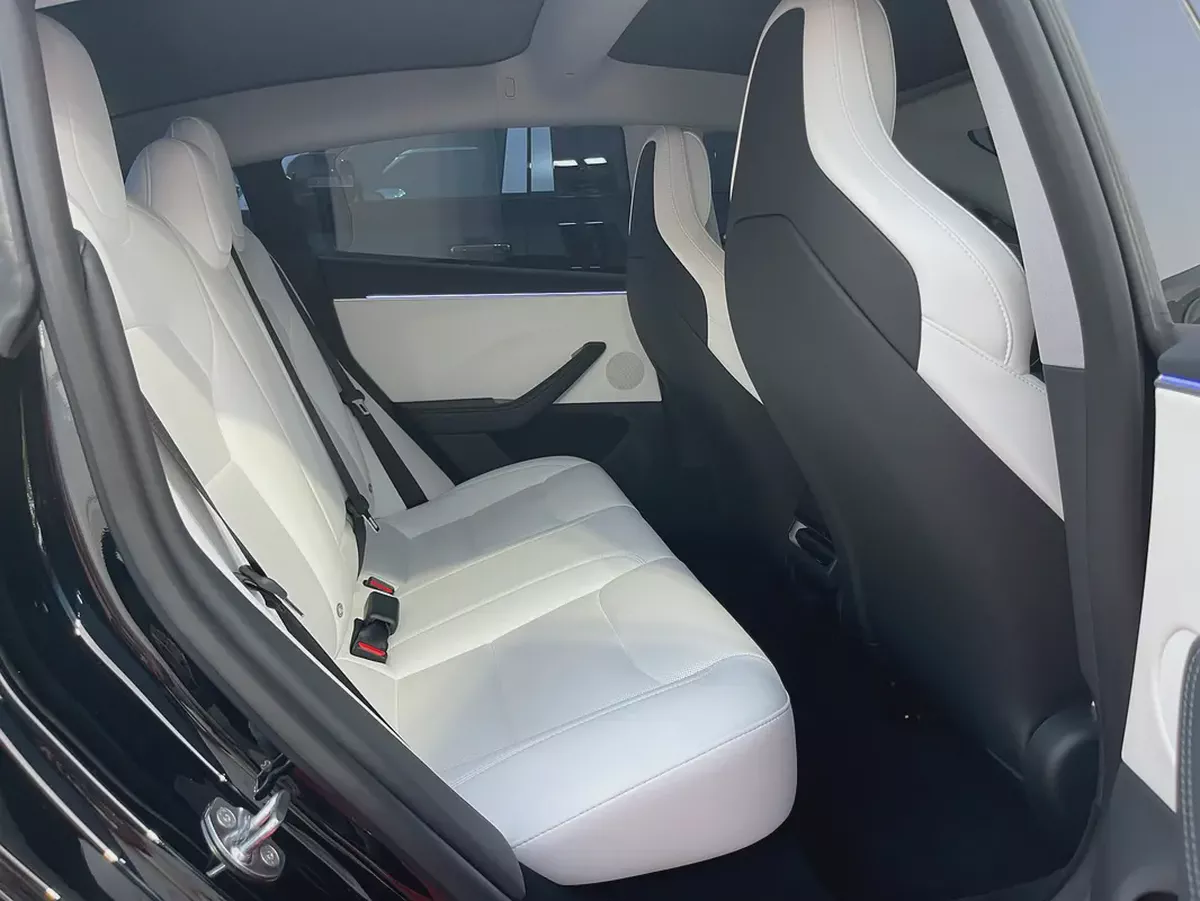 2025 Tesla Model 3 Performance Dual Motor GCC Specs-9-9