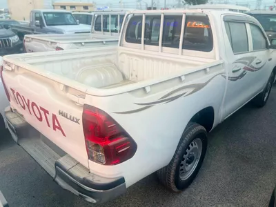 Toyota Hilux TOYOTA HILUX DOUBLE CABIN || 2.4L DIESEL 4×4 | WHITE 2026-1