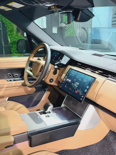 Range Rover Vogue Se P530 Long WheelBase-17