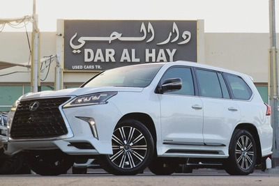 Lexus LX 570 Sport 2017 | GCC Specs | Pristine Condition-0