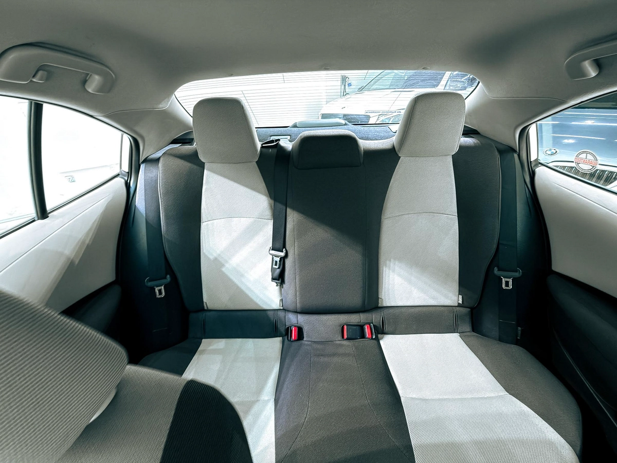 2023 Toyota Corolla XLI 1.6L V4 // EMI Starts from 1,090 AED-3-3