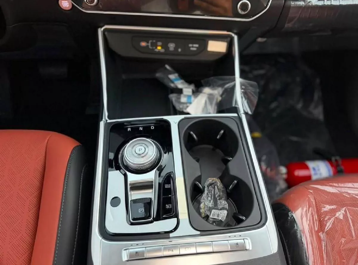 KIA CARNIVAL FULL OPTION GCC SPECS 2026 MODEL-4-4
