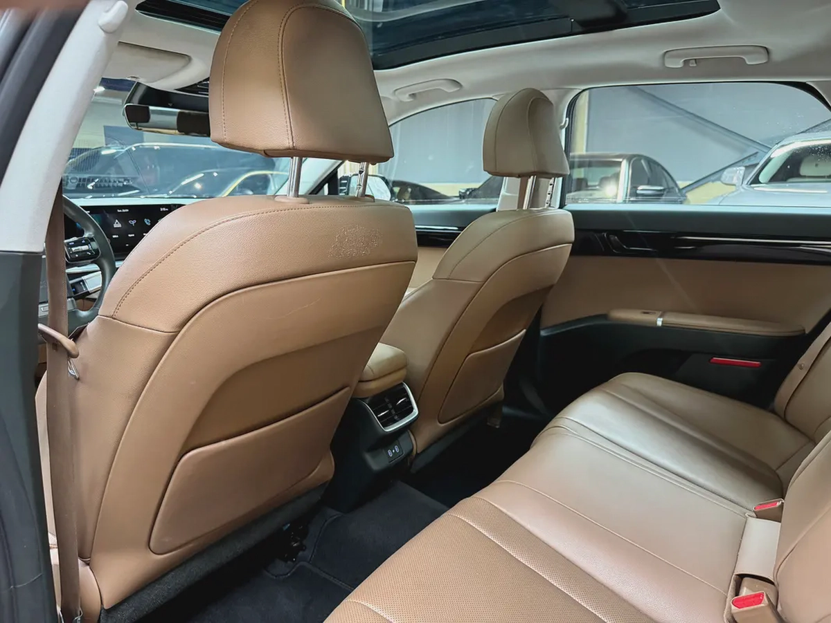 2024 Hyundai Azera Premium | GCC Specs | Brand New-14-14
