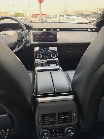 2020 Land Rover Range Rover Velar R-Dynamic SE - GCC Specs - Pristine Condition-8