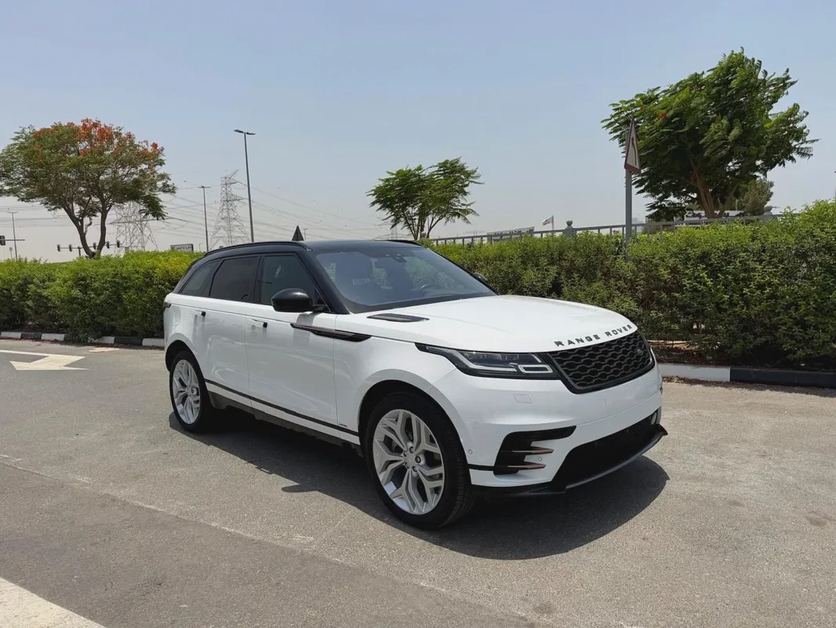 2020 Land Rover Range Rover Velar R-Dynamic SE - GCC Specs - Pristine Condition-1-1