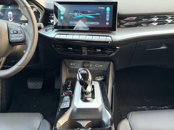 MG GT LUXURY 1.5L Turbo Petrol 2023 Export Price @ 38,500 AED