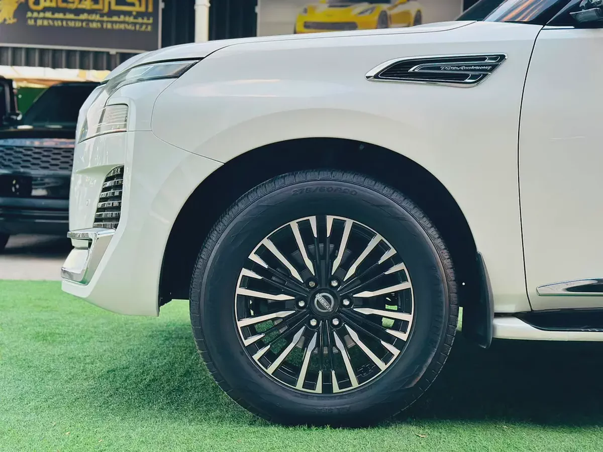 Nissan Patrol LE Platinum 2020 GCC Specs-7-7