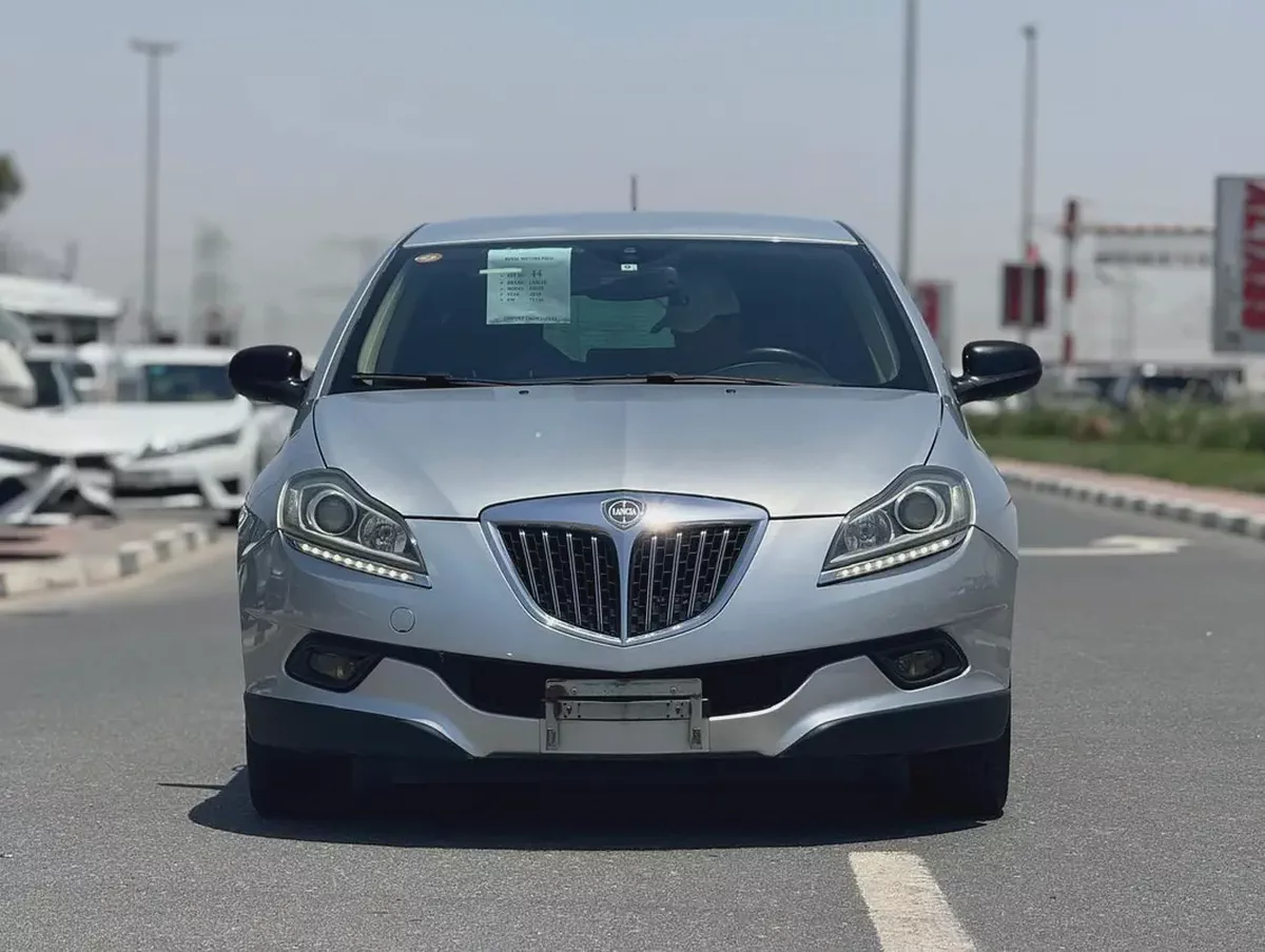 LANCIA DELTA | 2010 | 1.6 Liter | SILVER | CLEAN CAR FRESH JAPAN IMPORT-2-2