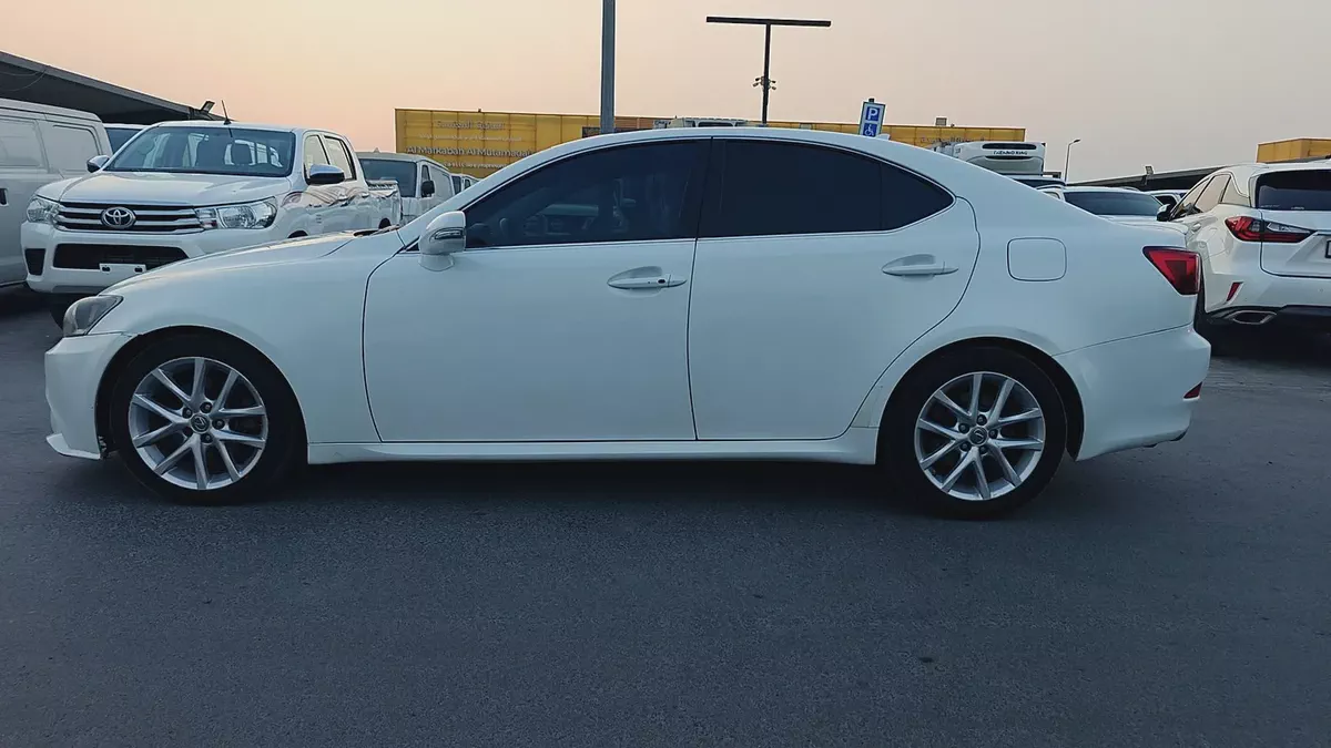 Lexus IS 250 2013 | American Specs | Well Maintained-5-5