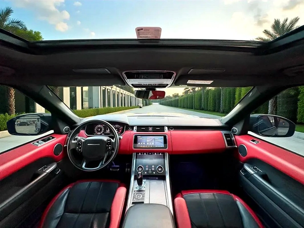 AED 2,790 P.M | 0% DOWN PAYMENT | RANGE ROVER SPORT HSE V6 | 2021 | GCC SPECS